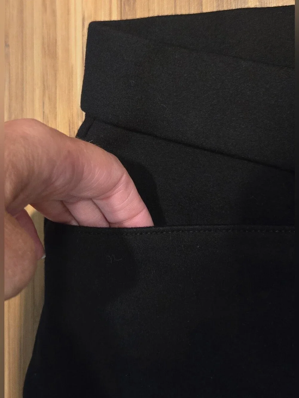 Ann Klein Black Stretch-Twill Pants
